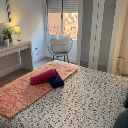 Centro Grupos Malaga Parking Gratis 3 Apartman Kültér fotó