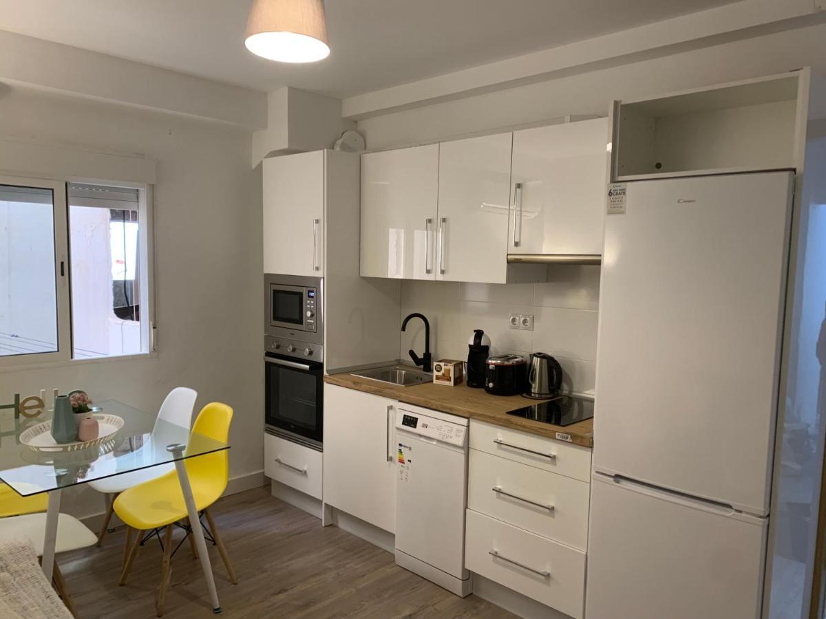 Centro Grupos Malaga Parking Gratis 3 Apartman Kültér fotó