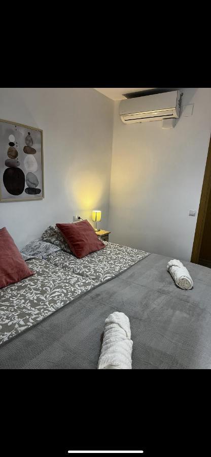 Centro Grupos Malaga Parking Gratis 3 Apartman Kültér fotó