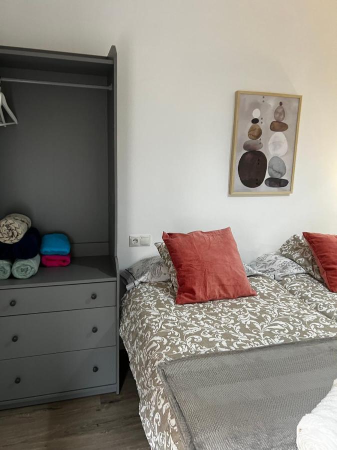 Centro Grupos Malaga Parking Gratis 3 Apartman Kültér fotó